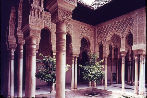 https://lemis.nyc3.digitaloceanspaces.com/grog/Photos/19820920/small/alhambra-4.jpeg