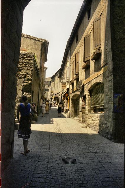 https://lemis.nyc3.digitaloceanspaces.com/grog/Photos/19860615/small/carcassonne-3.jpeg
