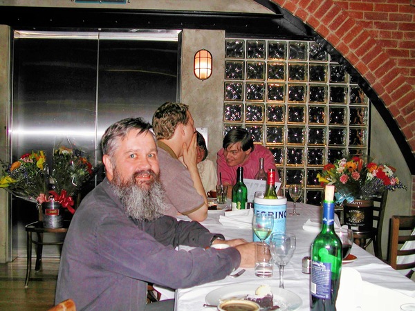 https://lemis.nyc3.digitaloceanspaces.com/grog/Photos/20001202/small/xmas-party-14.jpeg