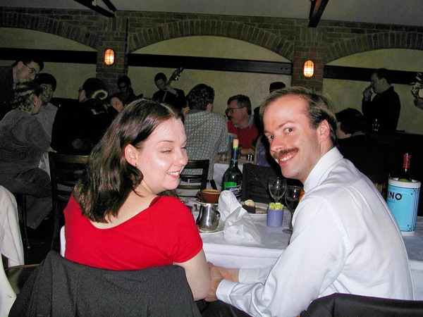 https://lemis.nyc3.digitaloceanspaces.com/grog/Photos/20001202/small/xmas-party-18.jpeg