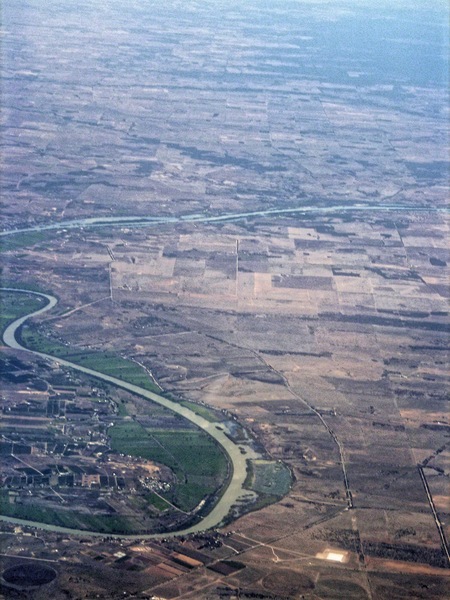 https://lemis.nyc3.digitaloceanspaces.com/grog/Photos/20060311/small/Murray-2.jpeg