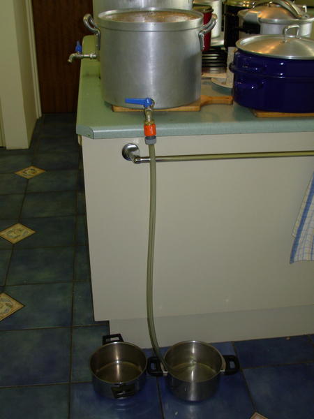 https://lemis.nyc3.digitaloceanspaces.com/grog/Photos/20060924/small/sparge-5.jpeg