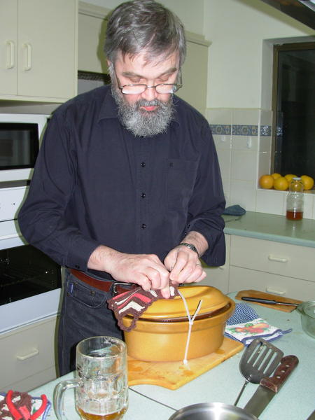 https://lemis.nyc3.digitaloceanspaces.com/grog/Photos/20060924/small/terrine-18.jpeg