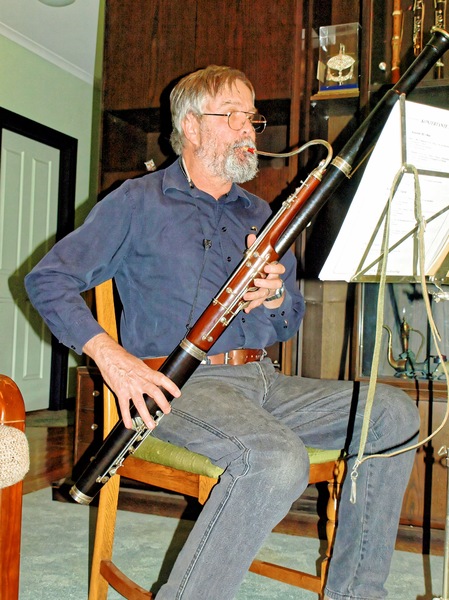 https://lemis.nyc3.digitaloceanspaces.com/grog/Photos/20080318/small/triebert-1.jpeg