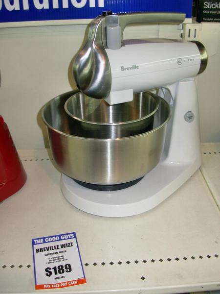 https://lemis.nyc3.digitaloceanspaces.com/grog/Photos/20090630/small/Breville.jpeg