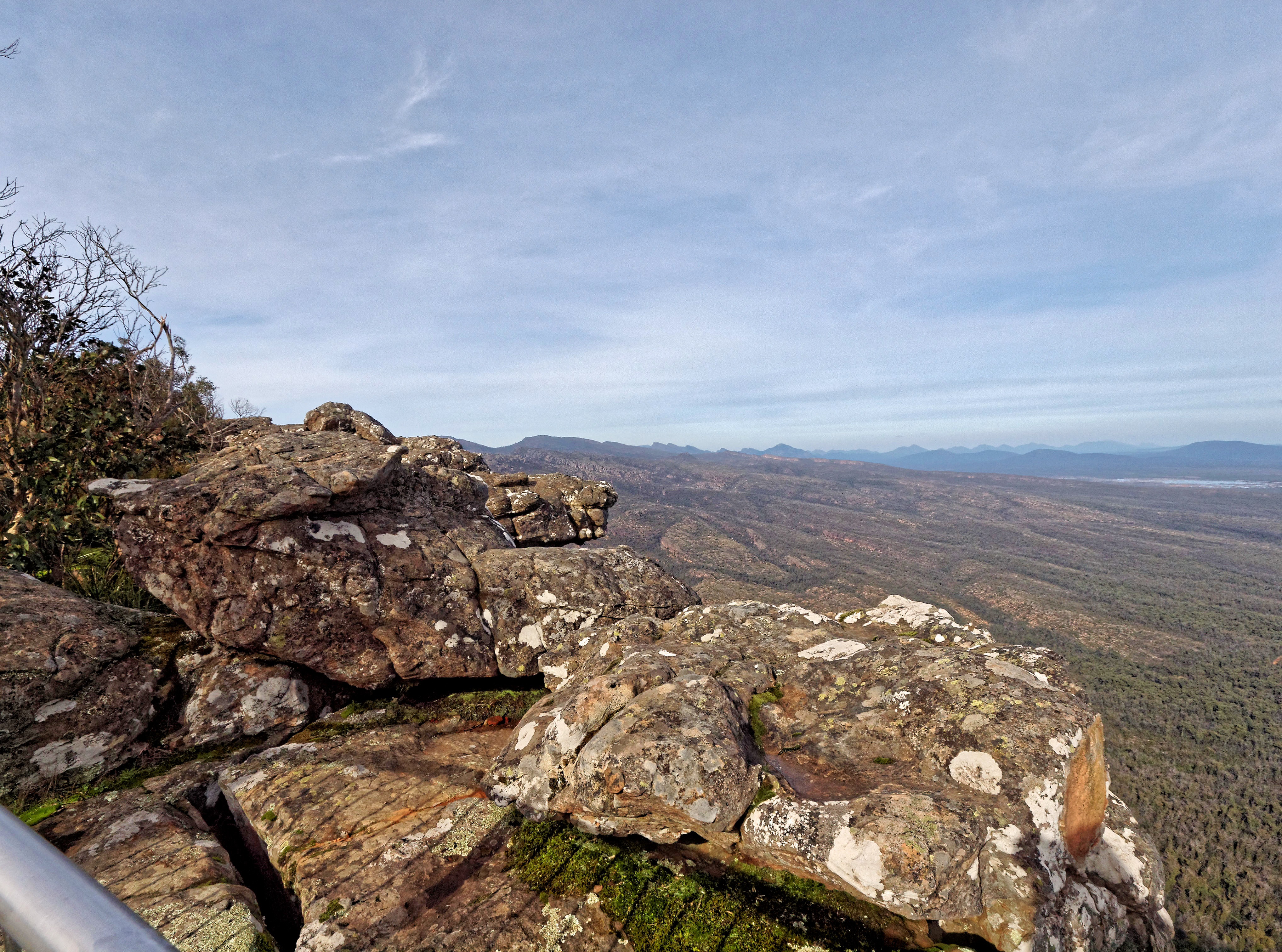 https://lemis.nyc3.digitaloceanspaces.com/grog/Photos/20100622/big/Grampians-3.jpeg