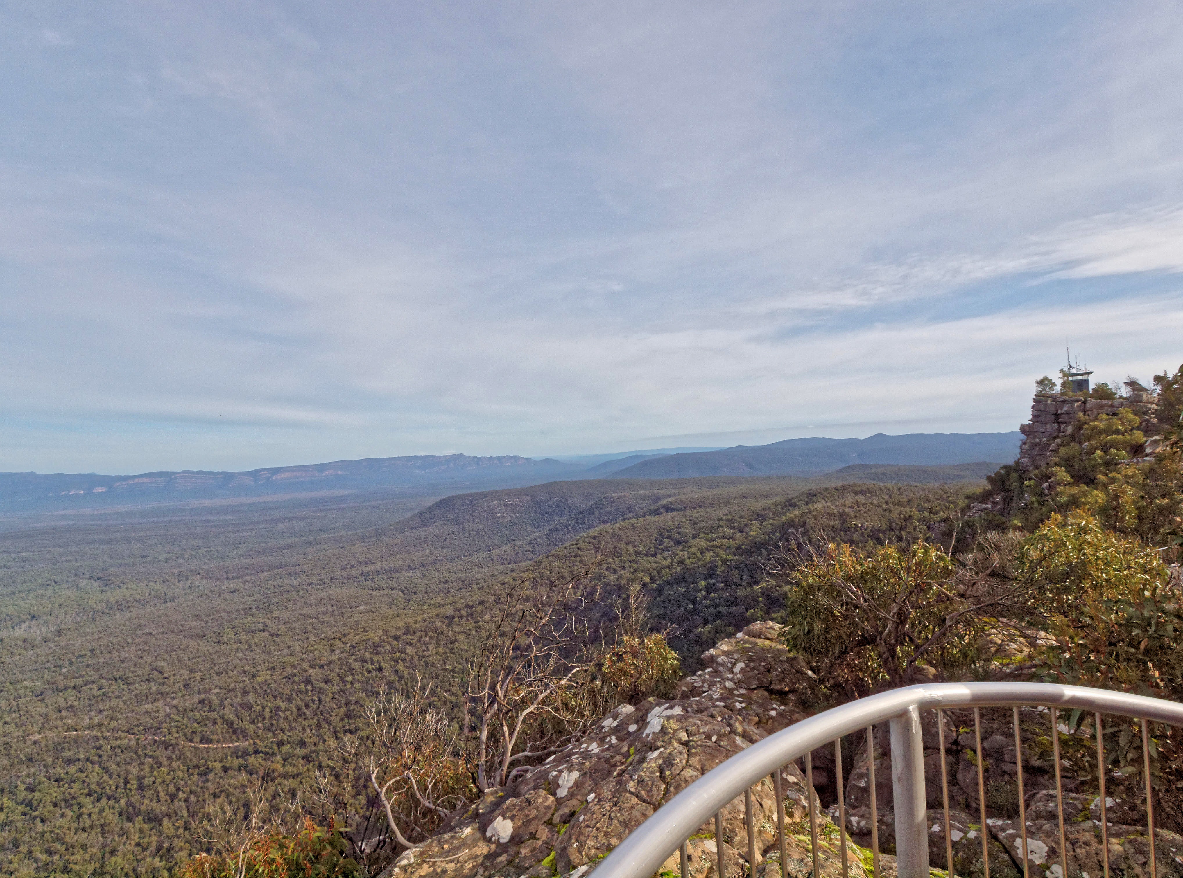 https://lemis.nyc3.digitaloceanspaces.com/grog/Photos/20100622/big/Grampians-7.jpeg