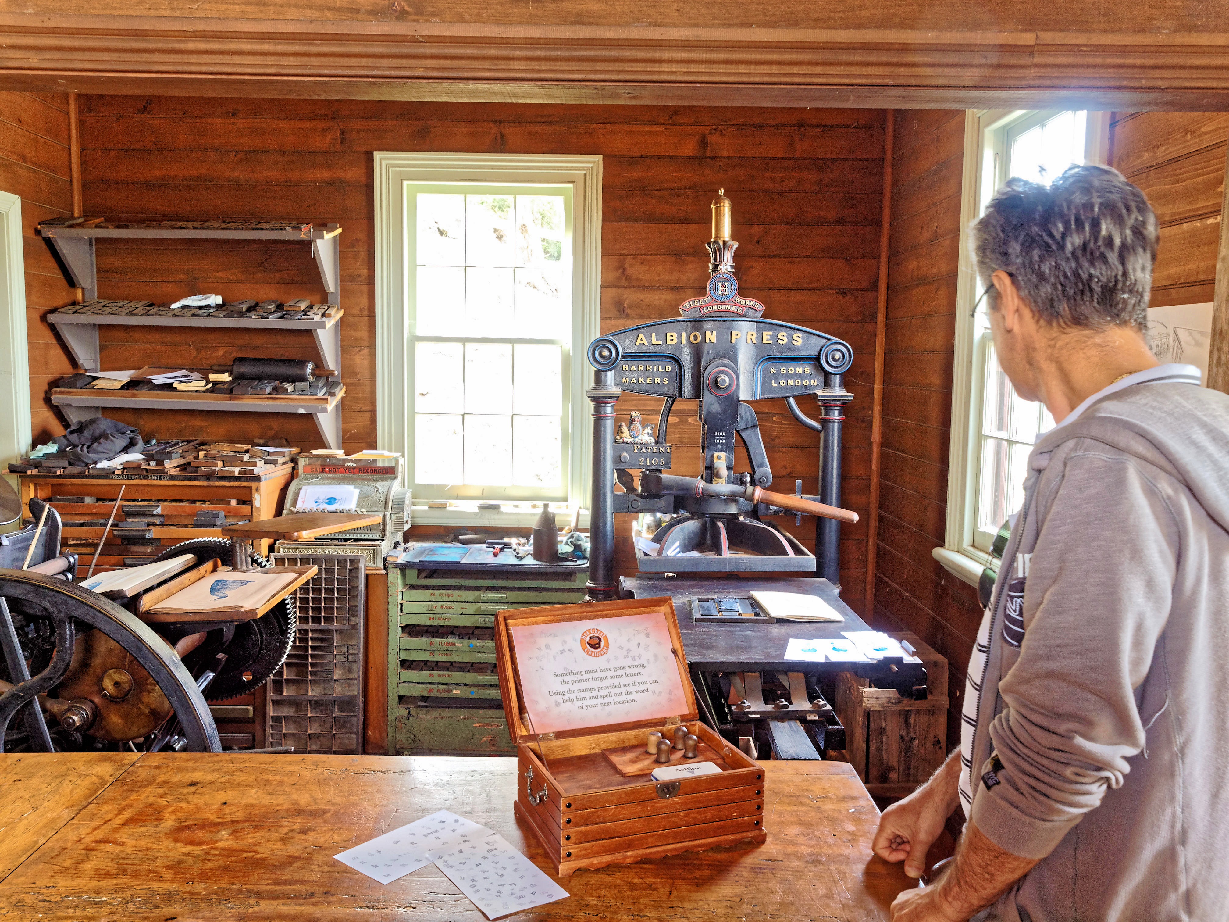 https://lemis.nyc3.digitaloceanspaces.com/grog/Photos/20110209/big/Flagstaff-Hill-3-1.jpeg