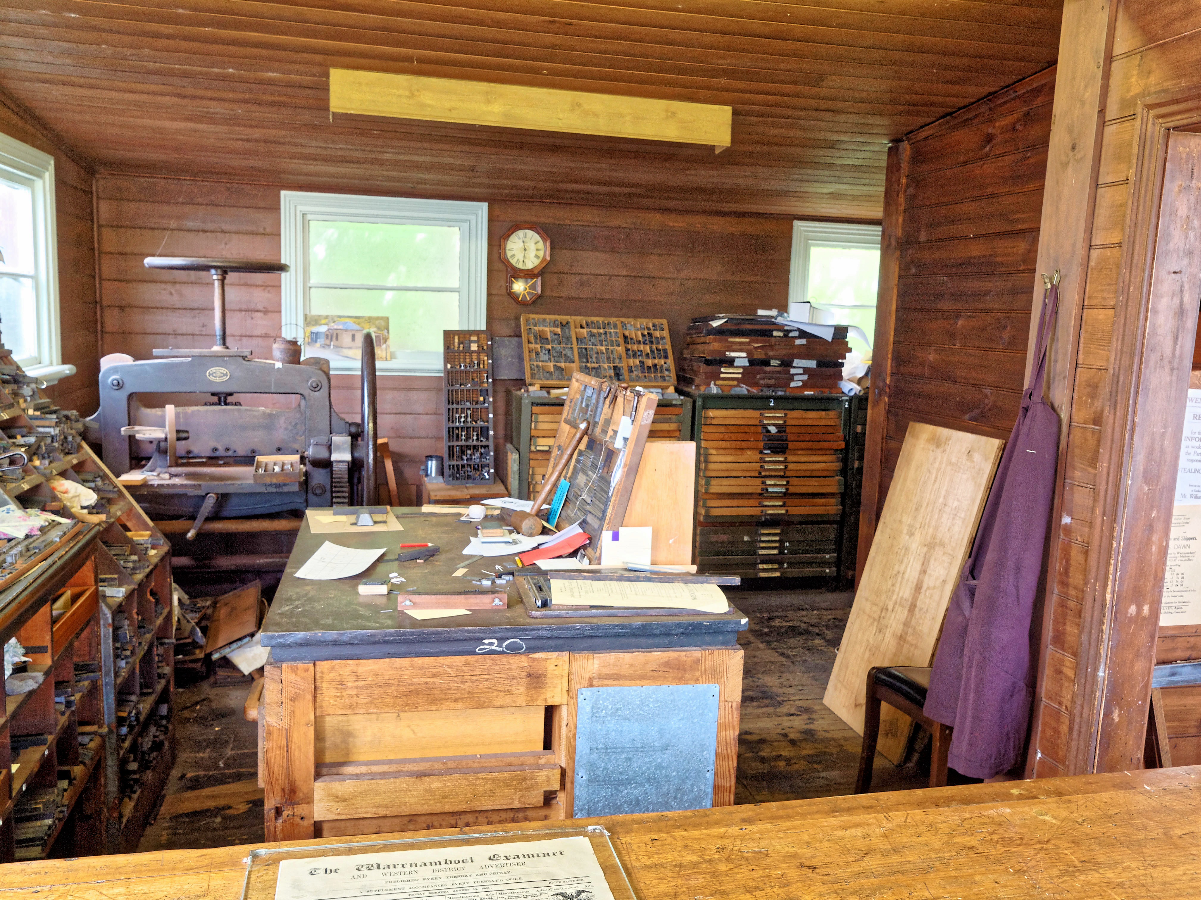 https://lemis.nyc3.digitaloceanspaces.com/grog/Photos/20110209/big/Flagstaff-Hill-3-4.jpeg
