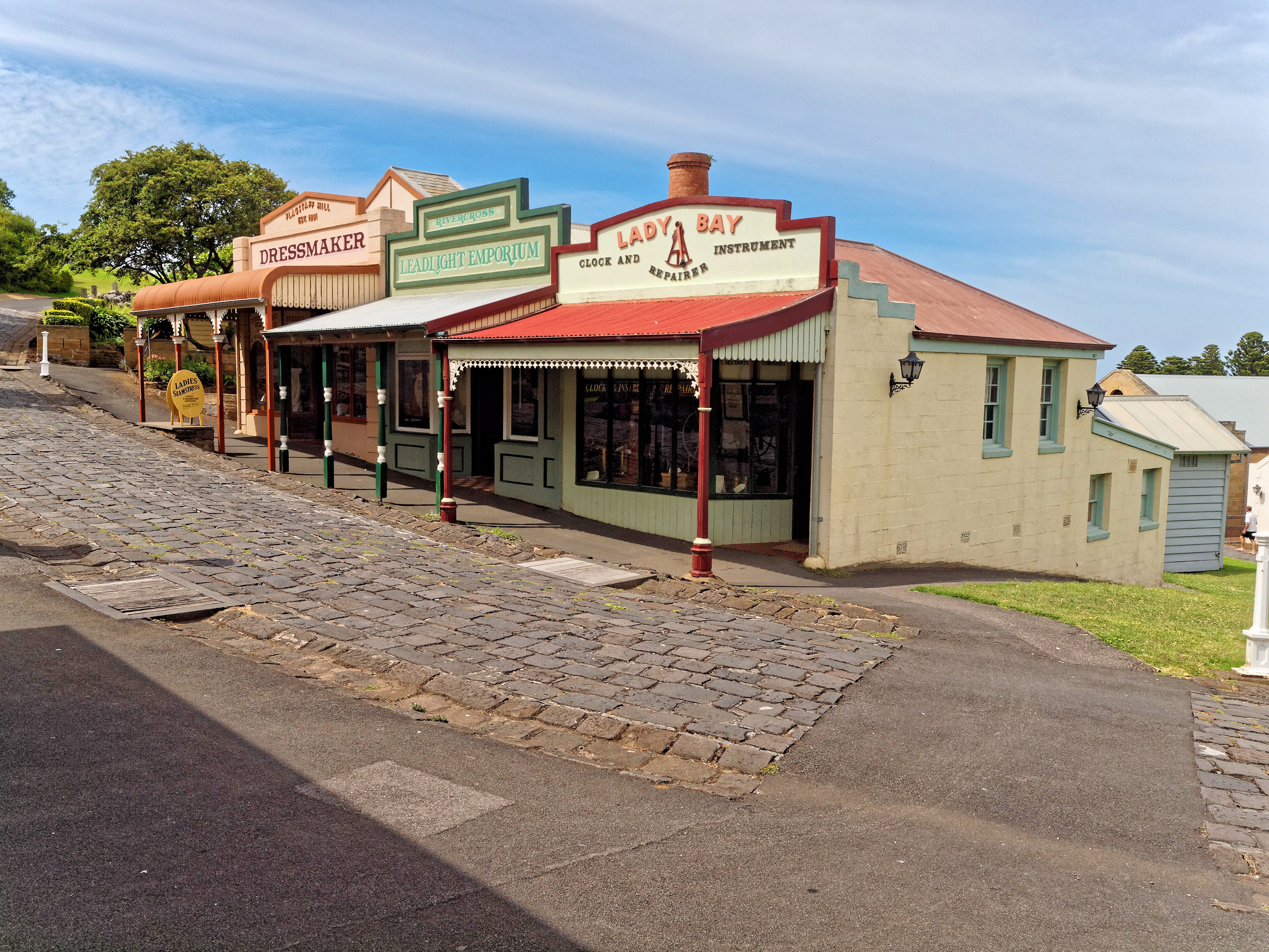 https://lemis.nyc3.digitaloceanspaces.com/grog/Photos/20110209/big/Flagstaff-Hill-4-2.jpeg