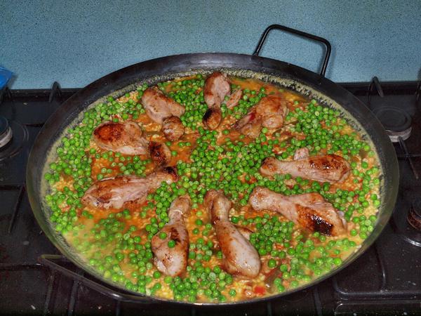 https://lemis.nyc3.digitaloceanspaces.com/grog/Photos/20111204/small/Paella-4.jpeg