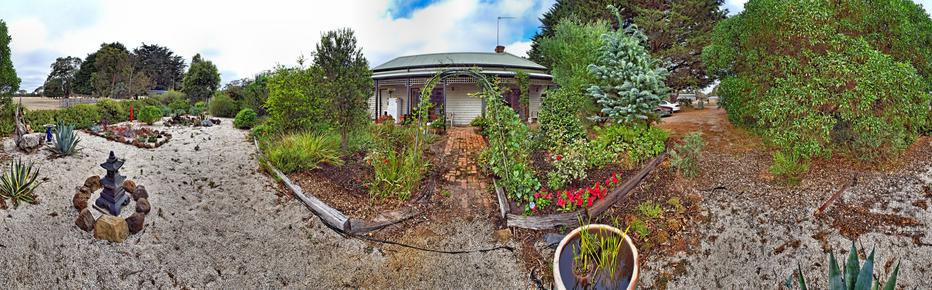 https://lemis.nyc3.digitaloceanspaces.com/grog/Photos/20120218/small/garden-n.jpeg