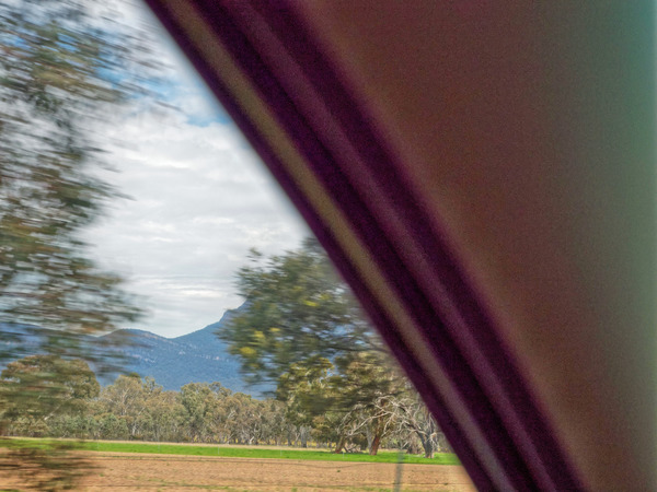 https://lemis.nyc3.digitaloceanspaces.com/grog/Photos/20171007/small/Grampians-4.jpeg