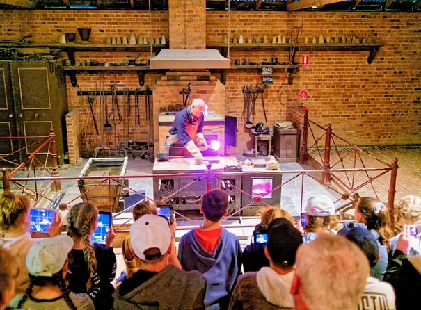 https://lemis.nyc3.digitaloceanspaces.com/grog/Photos/20181115/small/Sovereign-Hill-126.jpeg
