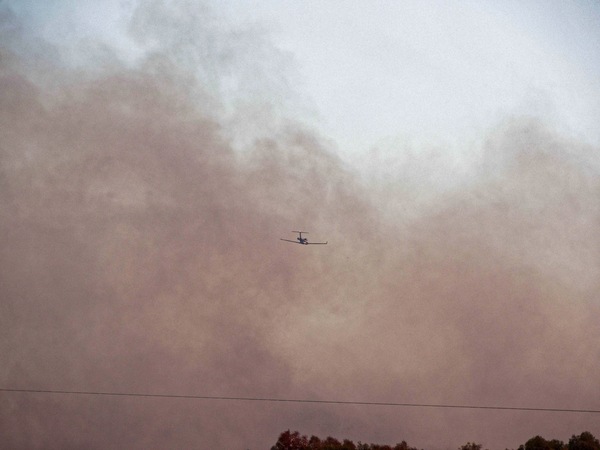 https://lemis.nyc3.digitaloceanspaces.com/grog/Photos/20240228/small/Dereel-bushfire-19.jpeg