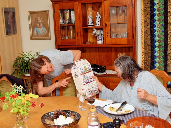 https://lemis.nyc3.digitaloceanspaces.com/grog/Photos/20241201/small/Advent-Raclette-10.jpeg