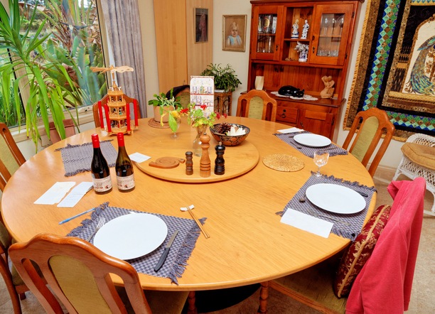 https://lemis.nyc3.digitaloceanspaces.com/grog/Photos/20241201/small/Advent-Raclette-2.jpeg