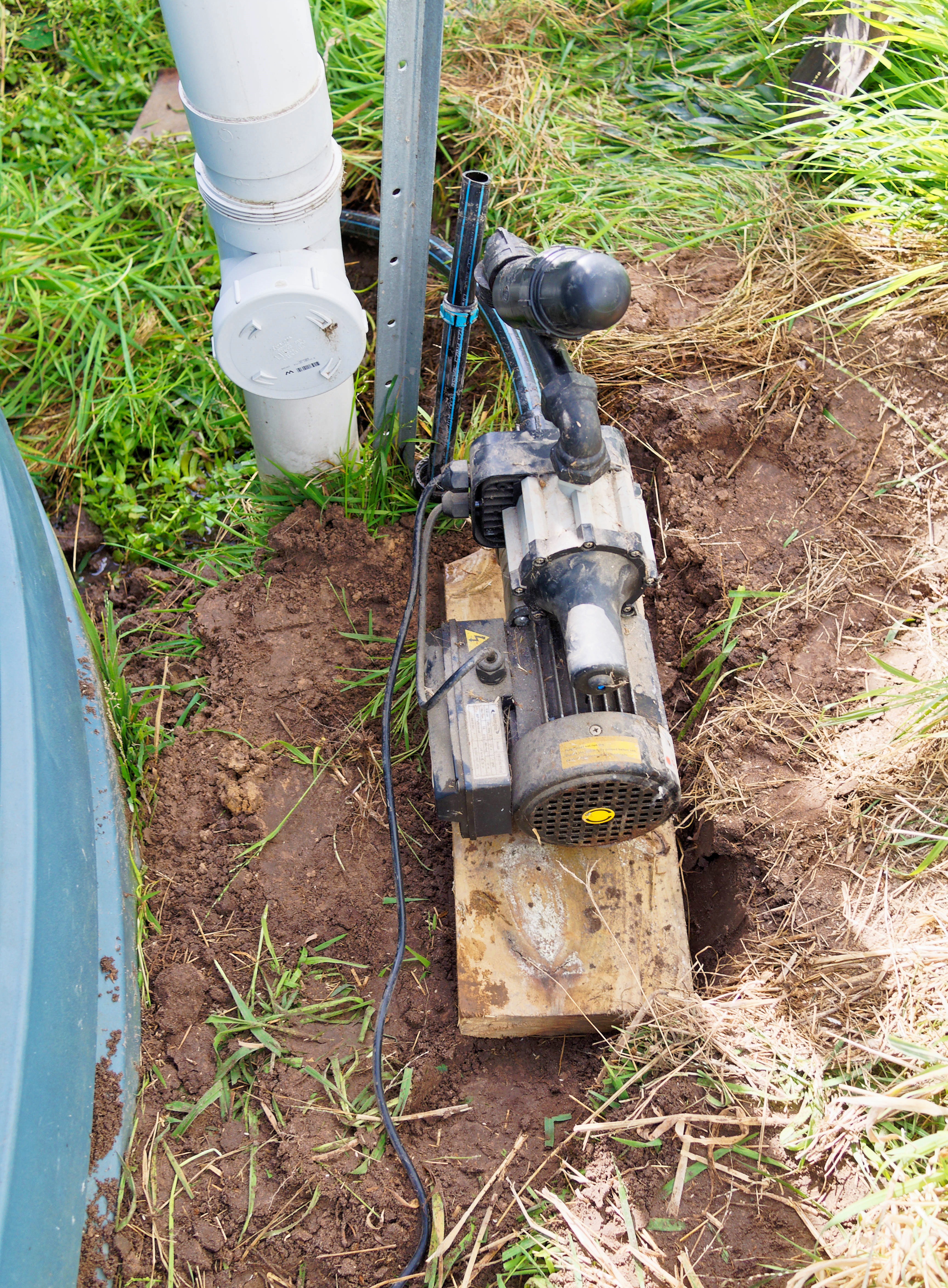 https://lemis.nyc3.digitaloceanspaces.com/grog/Photos/20250503/big/Water-pump-9.jpeg
