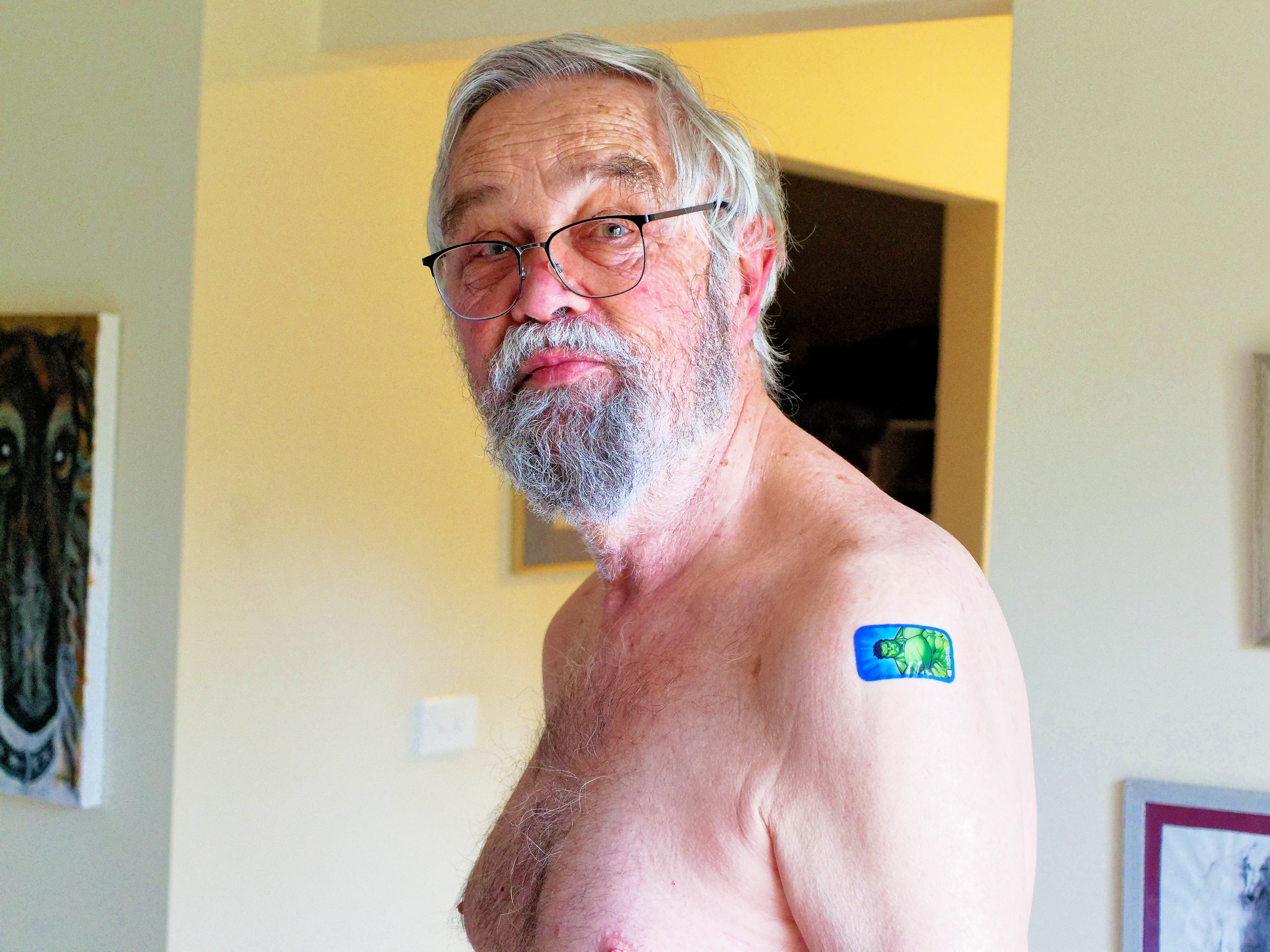 https://lemis.nyc3.digitaloceanspaces.com/grog/Photos/20250603/big/Vaccination-bandage-4.jpeg