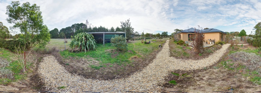 https://lemis.nyc3.digitaloceanspaces.com/grog/Photos/20250705/small/garden-nw.jpeg