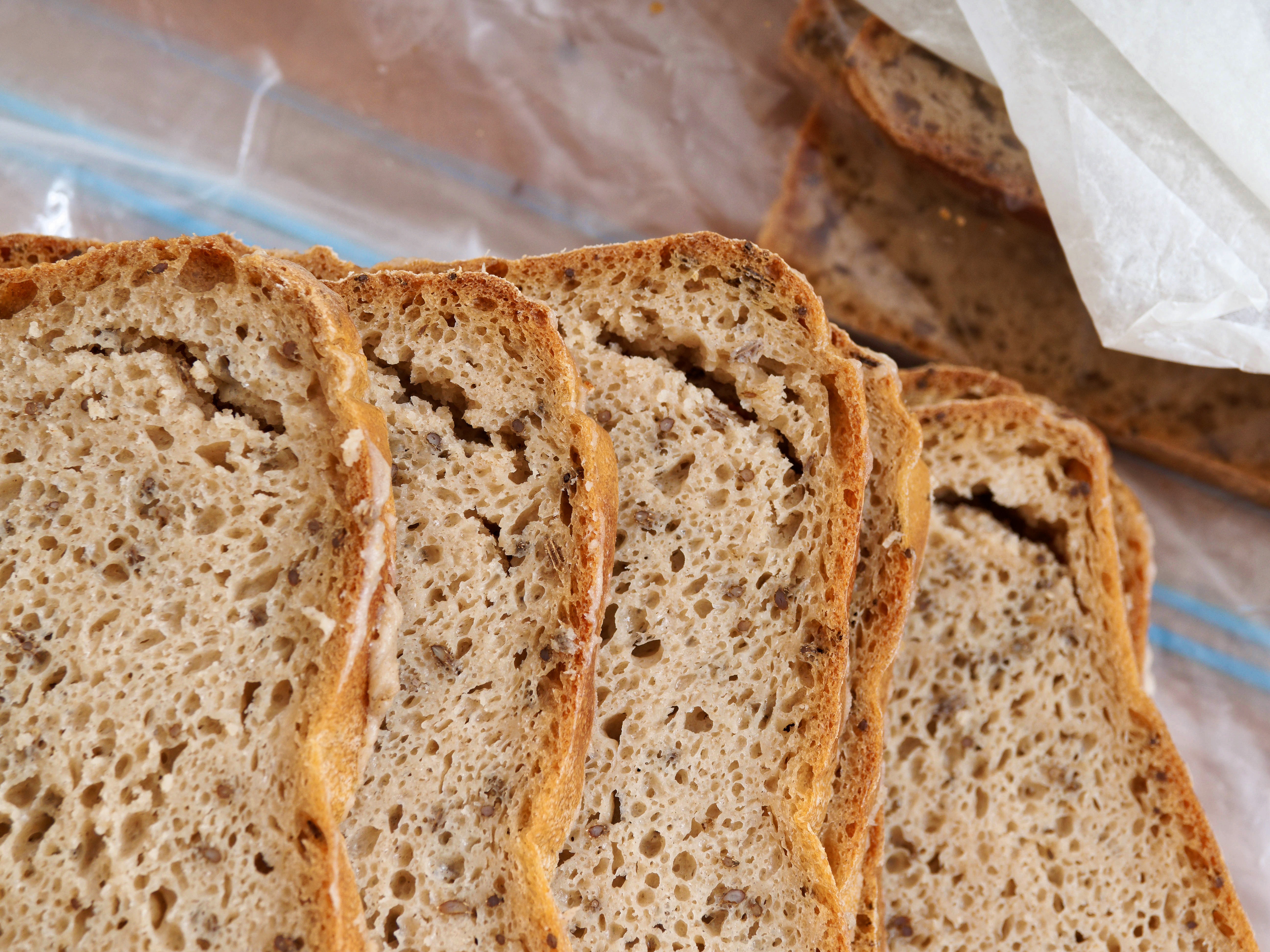 https://lemis.nyc3.digitaloceanspaces.com/grog/Photos/20250728/big/Bread-2.jpeg