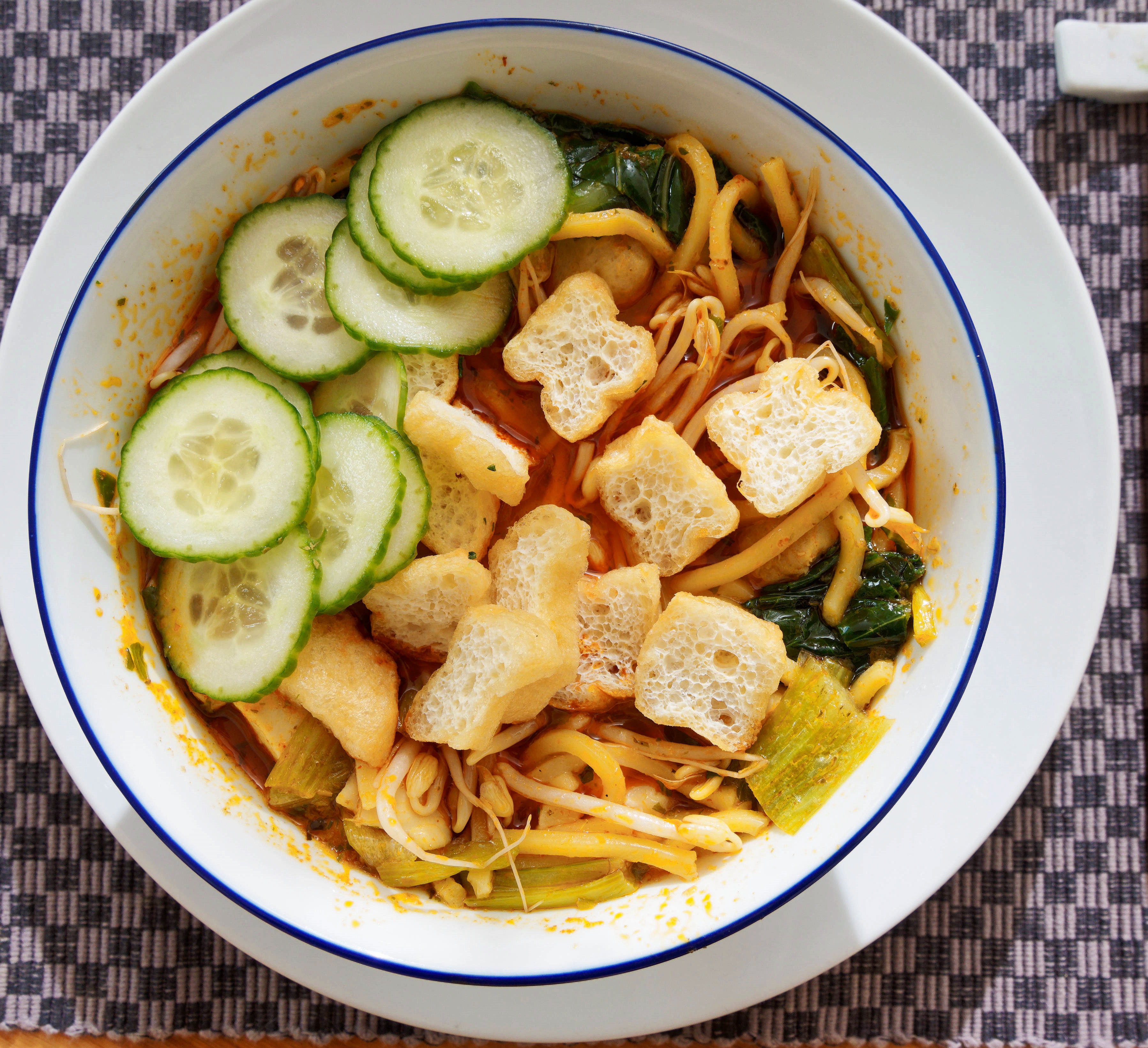 https://lemis.nyc3.digitaloceanspaces.com/grog/Photos/20250802/big/Curry-laksa-2.jpeg