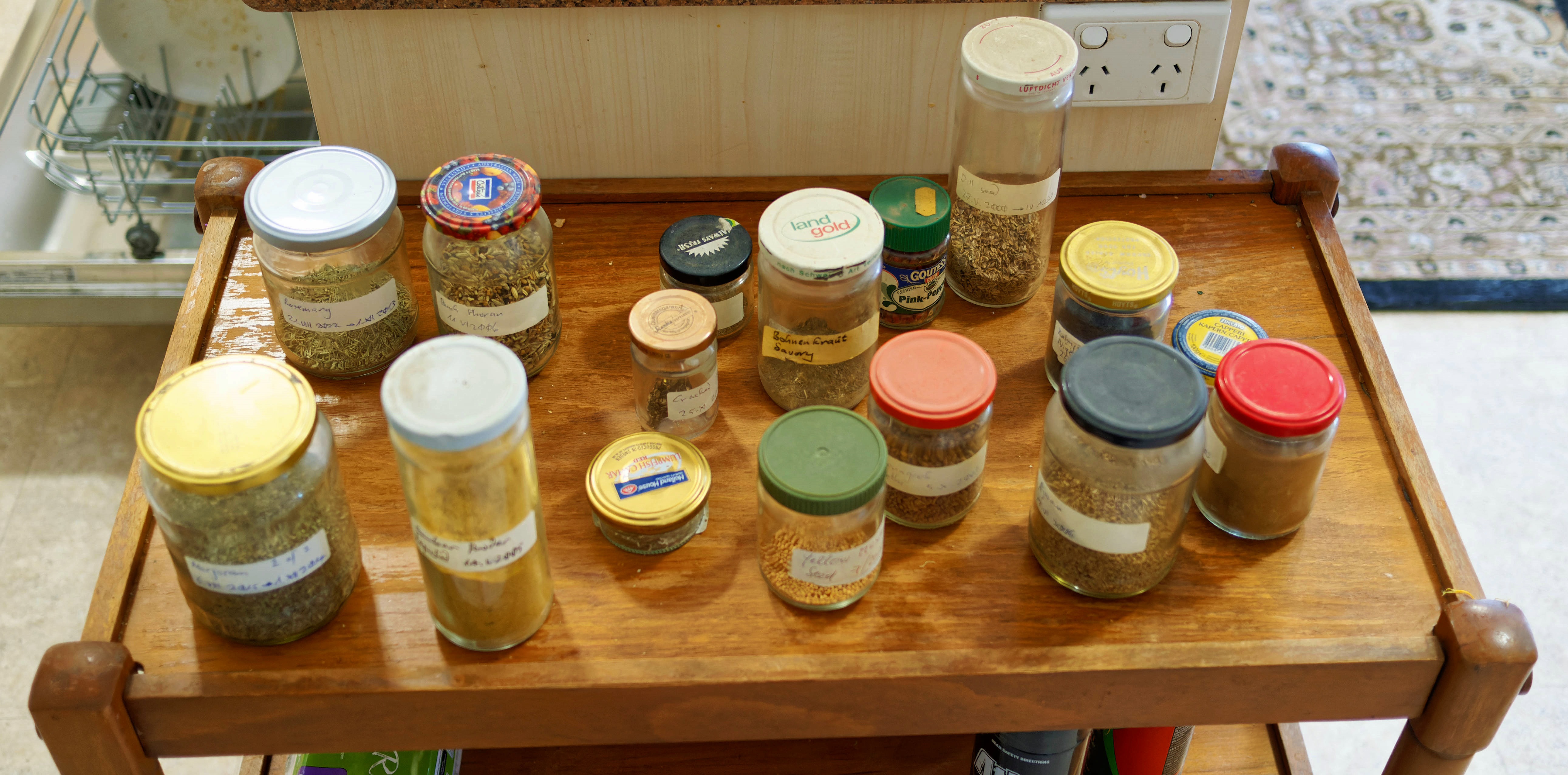 https://lemis.nyc3.digitaloceanspaces.com/grog/Photos/20250804/big/Spice-jars-1.jpeg