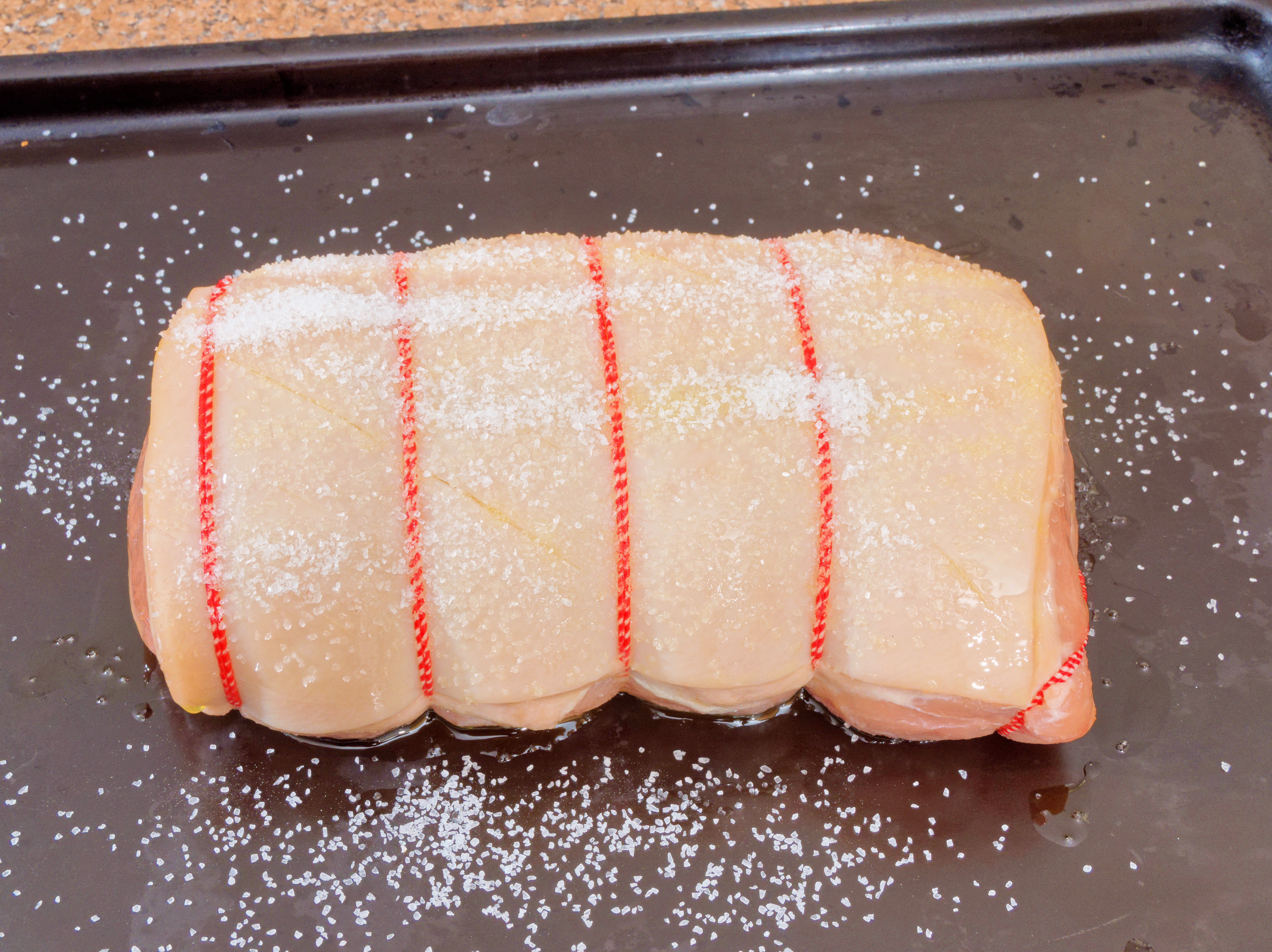 https://lemis.nyc3.digitaloceanspaces.com/grog/Photos/20250817/big/Roasting-pork-1.jpeg