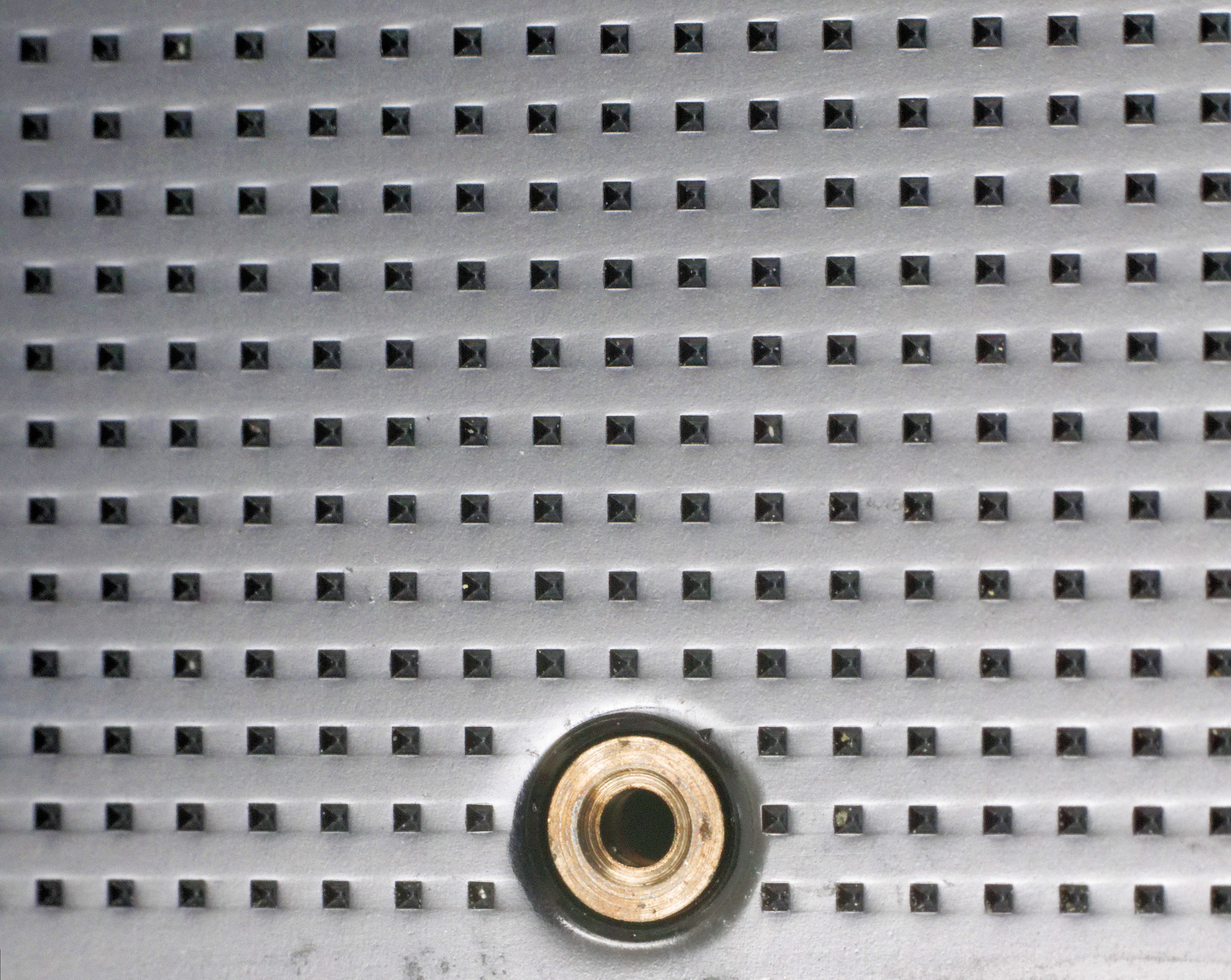 https://lemis.nyc3.digitaloceanspaces.com/grog/Photos/20251010/big/Olympus-OM-pressure-plate-2.jpeg