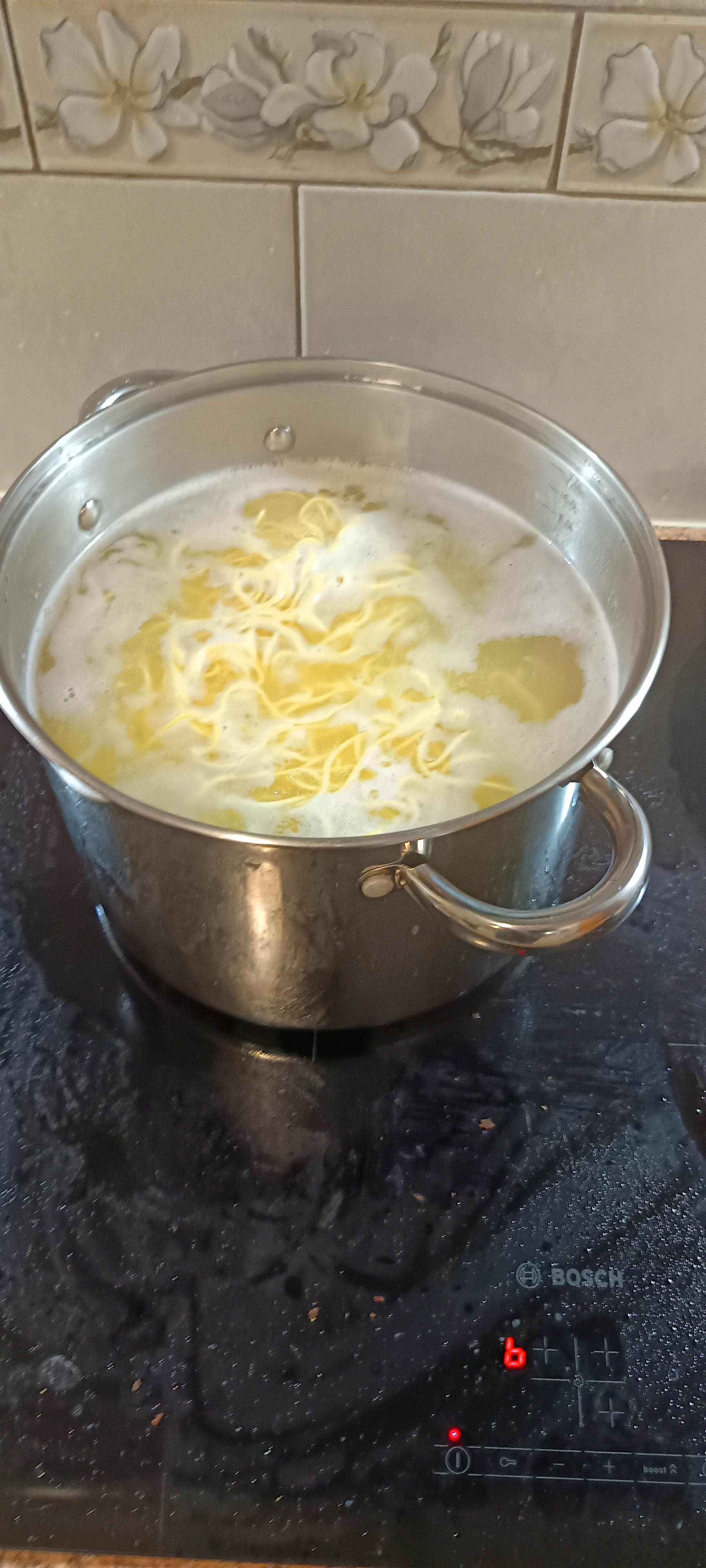 Photo Cooking-noodles-2.jpeg.  Click to redisplay small version of image. https://lemis.nyc3.digitaloceanspaces.com/grog/Photos/20251024/big/Cooking-noodles-2.jpeg