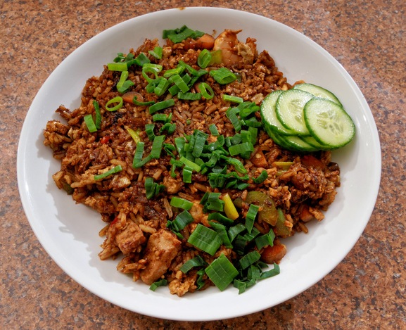 https://lemis.nyc3.digitaloceanspaces.com/grog/Photos/20251116/small/Nasi-goreng-4.jpeg