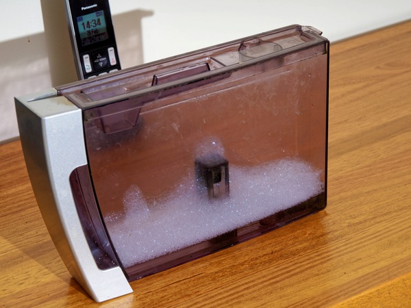 https://lemis.nyc3.digitaloceanspaces.com/grog/Photos/20260228/small/Cleaning-coffee-machine-4.jpeg