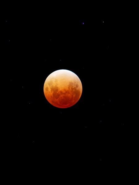 https://lemis.nyc3.digitaloceanspaces.com/grog/Photos/20260303/small/Moon-21.jpeg