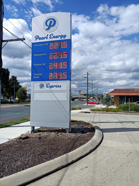 https://lemis.nyc3.digitaloceanspaces.com/grog/Photos/20260318/small/Petrol-prices.jpeg