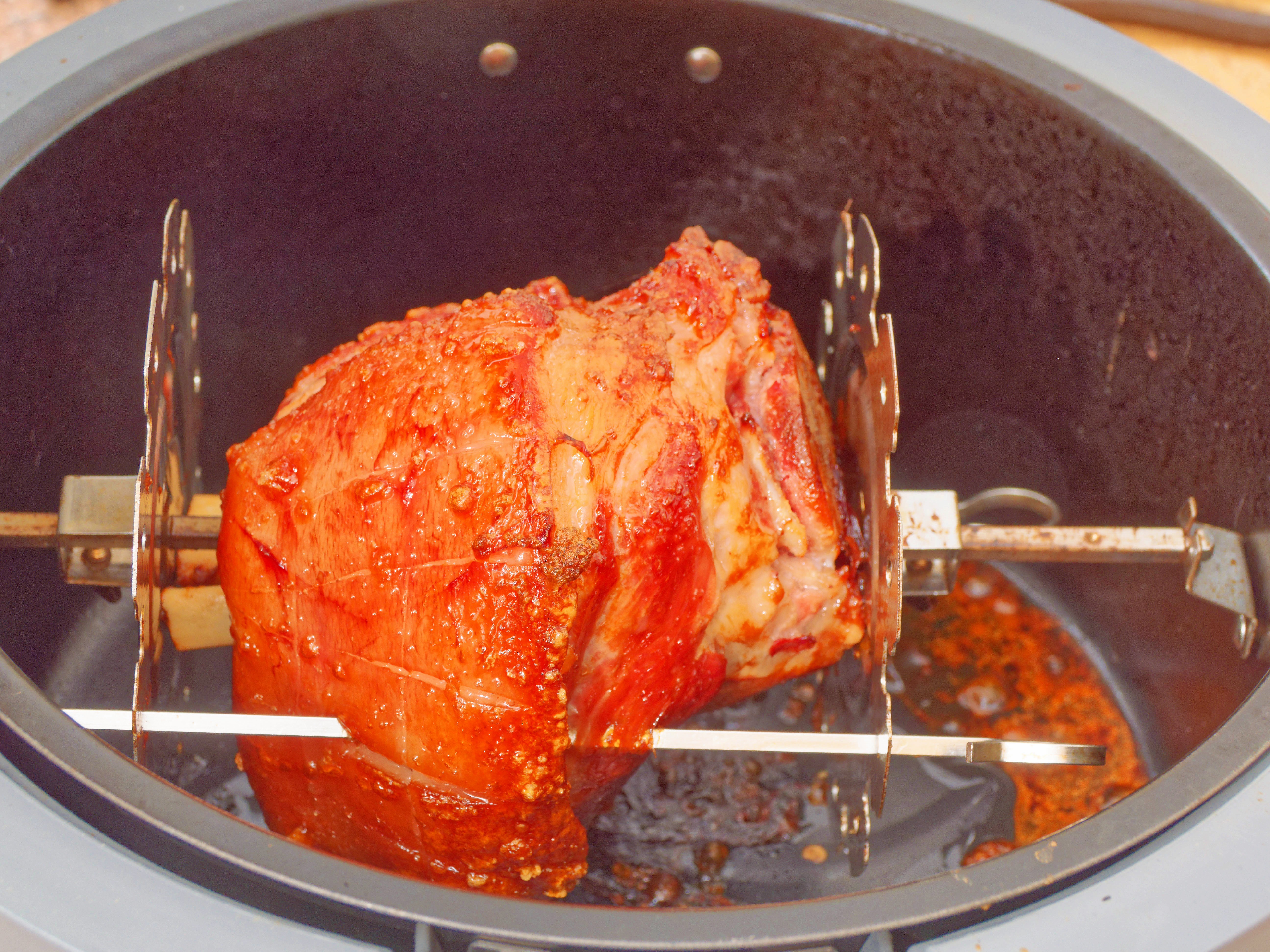 https://lemis.nyc3.digitaloceanspaces.com/grog/Photos/20260328/big/Schweinshaxe-10.jpeg