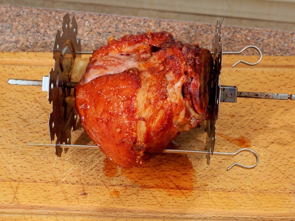 https://lemis.nyc3.digitaloceanspaces.com/grog/Photos/20260328/small/Schweinshaxe-11.jpeg