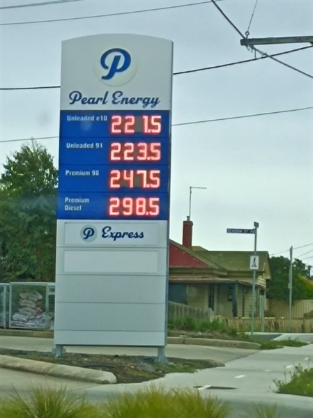 https://lemis.nyc3.digitaloceanspaces.com/grog/Photos/20260401/small/Petrol-prices-2.jpeg