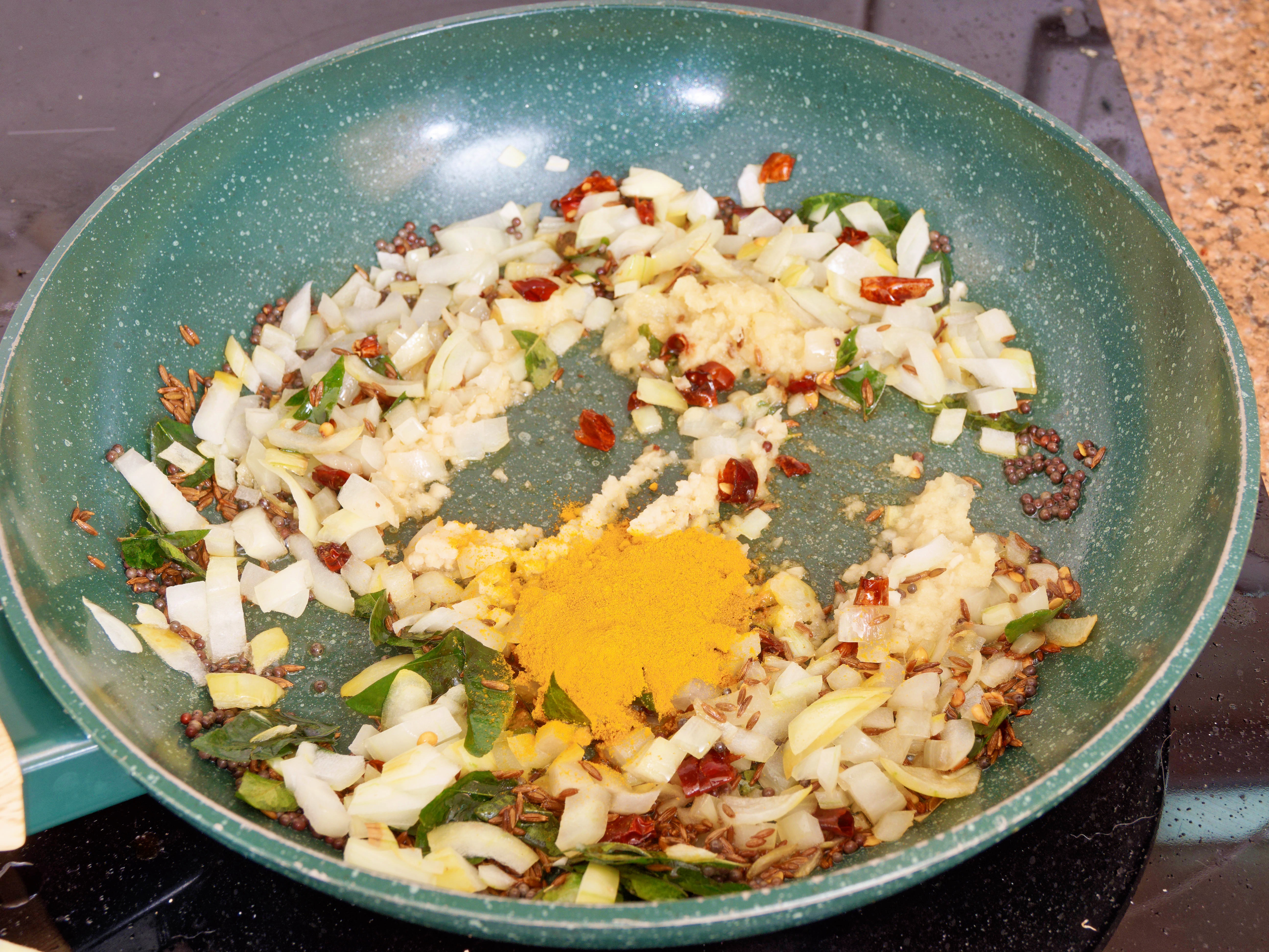 https://lemis.nyc3.digitaloceanspaces.com/grog/Photos/20260511/big/Masur-dal-poha-4.jpeg