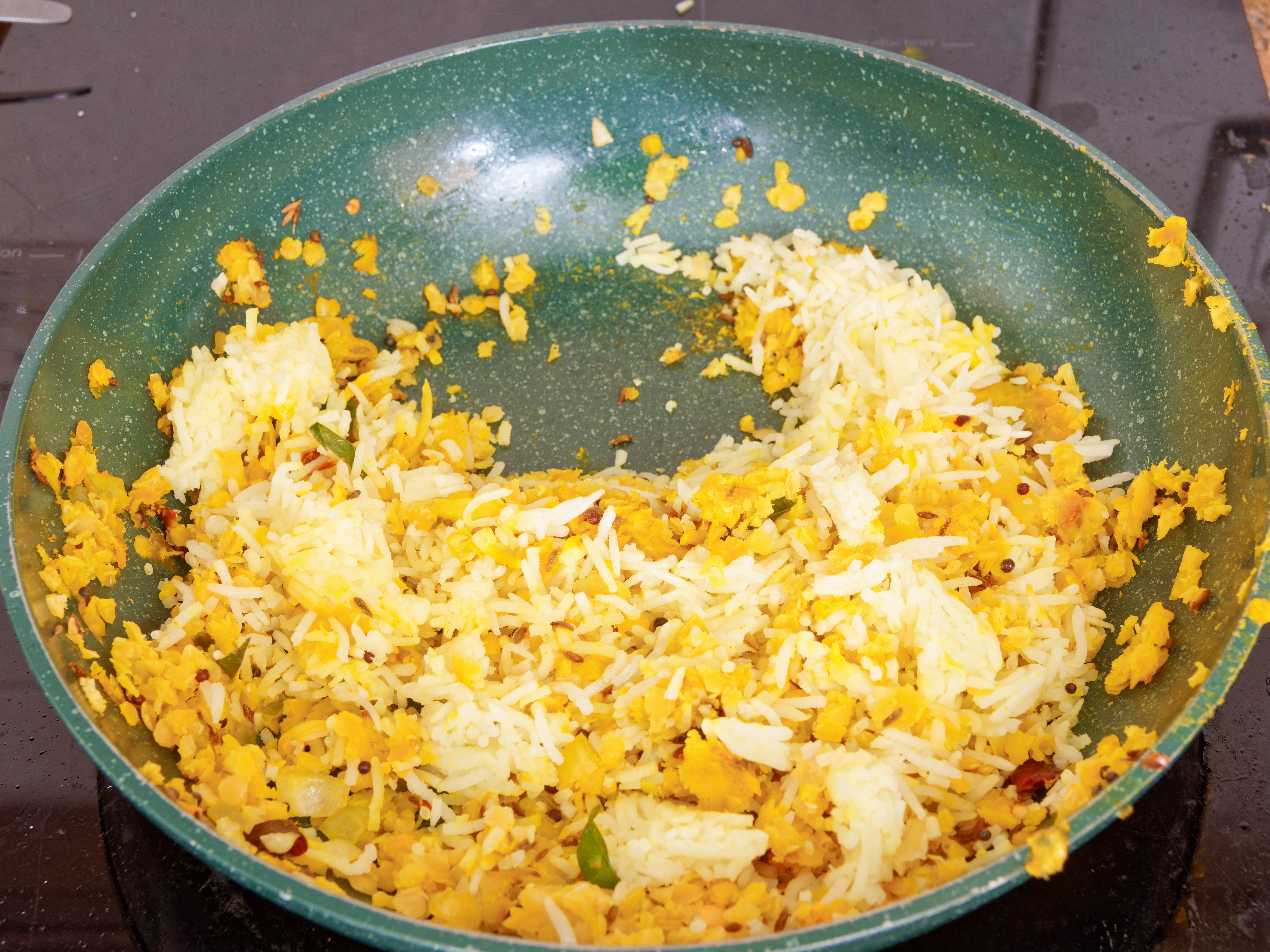 https://lemis.nyc3.digitaloceanspaces.com/grog/Photos/20260511/big/Masur-dal-poha-8.jpeg