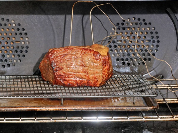 https://lemis.nyc3.digitaloceanspaces.com/grog/Photos/20260516/small/Roast-beef-4.jpeg