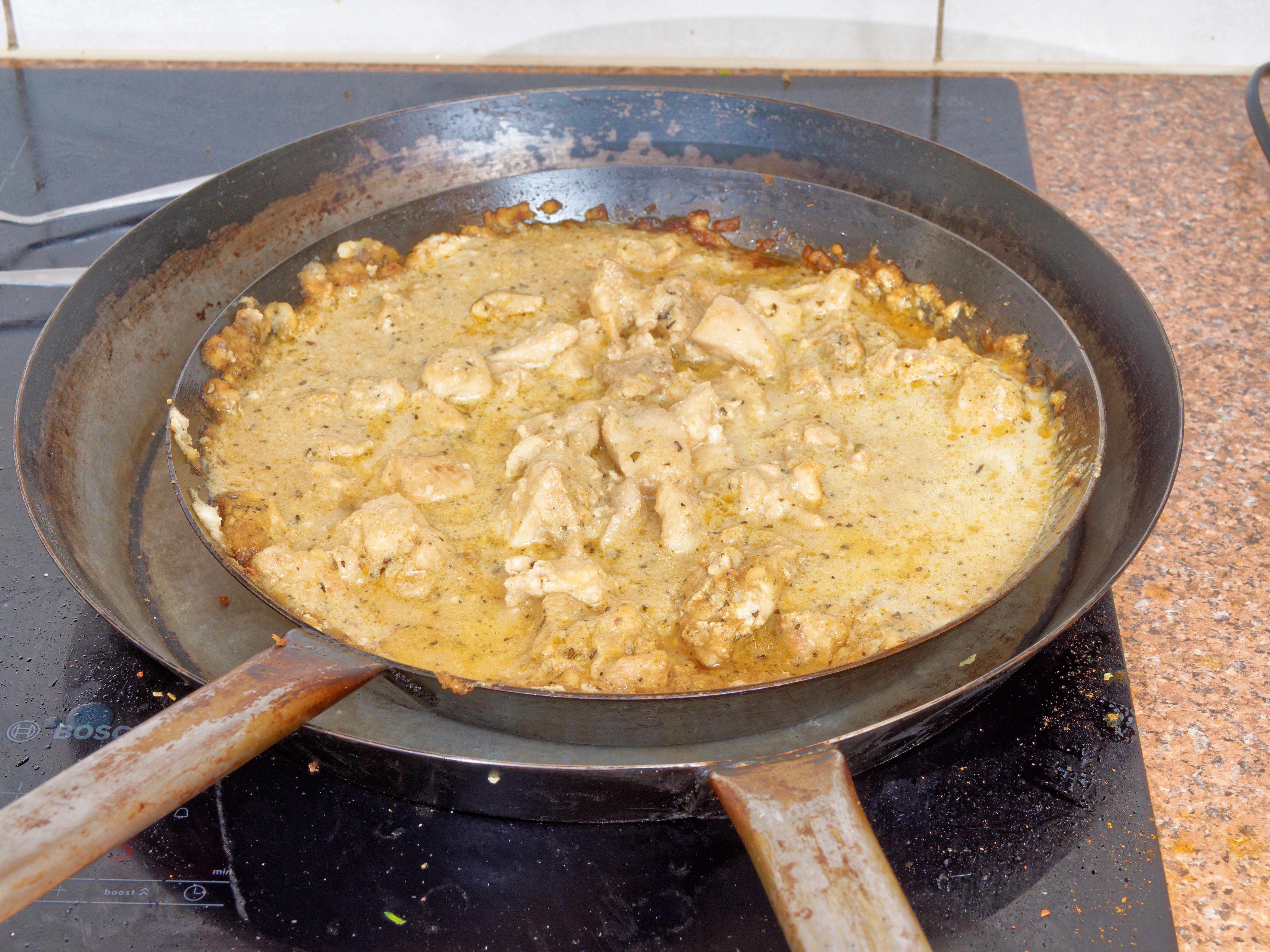 https://lemis.nyc3.digitaloceanspaces.com/grog/Photos/20260520/big/South-African-biriyani-16.jpeg
