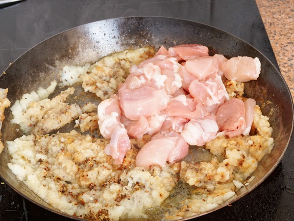 https://lemis.nyc3.digitaloceanspaces.com/grog/Photos/20260520/small/South-African-biriyani-5.jpeg