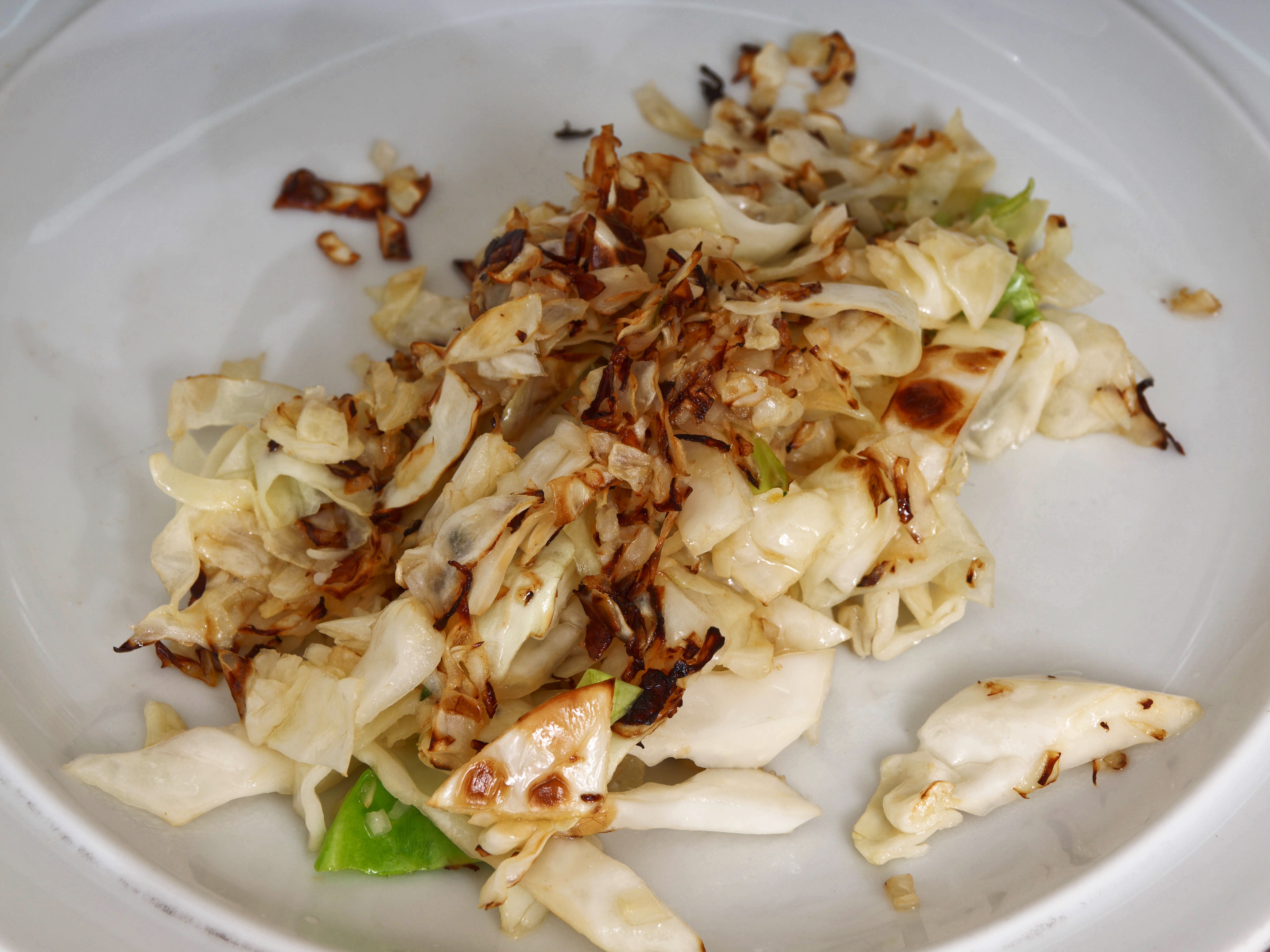 https://lemis.nyc3.digitaloceanspaces.com/grog/Photos/20260602/big/Cabbage-noodles-4.jpeg
