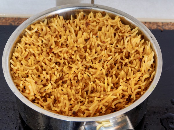 https://lemis.nyc3.digitaloceanspaces.com/grog/Photos/20260621/small/South-African-biriyani-8.jpeg