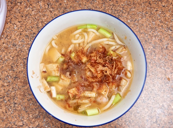 https://lemis.nyc3.digitaloceanspaces.com/grog/Photos/20260626/small/Fake-udon-soup-2.jpeg