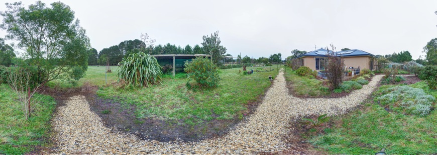 https://lemis.nyc3.digitaloceanspaces.com/grog/Photos/20260704/small/garden-nw.jpeg