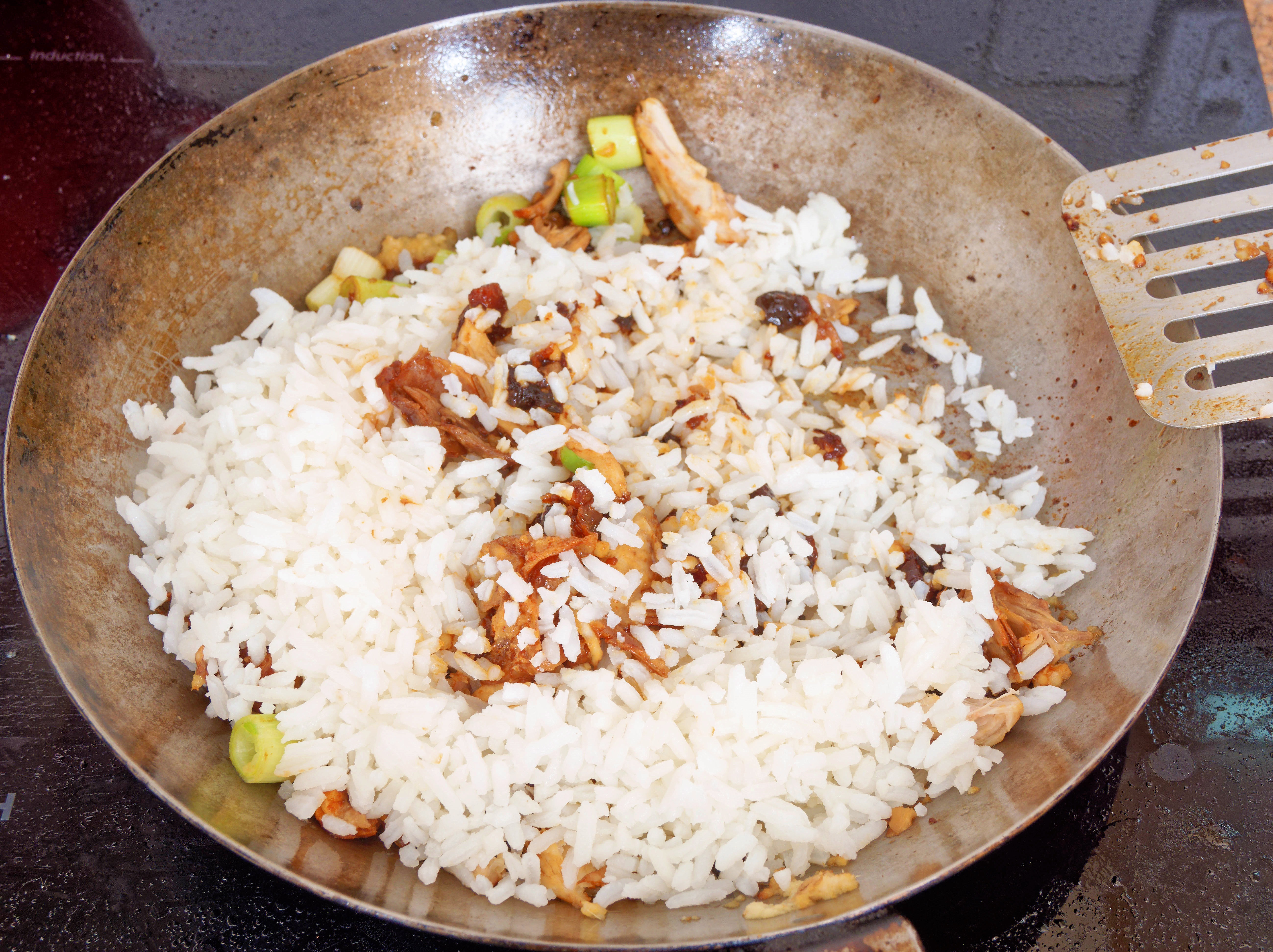 https://lemis.nyc3.digitaloceanspaces.com/grog/Photos/20260707/big/Quail-nasi-goreng-6.jpeg