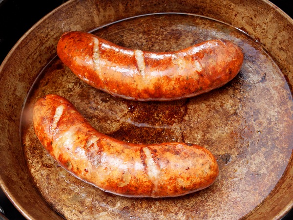 https://lemis.nyc3.digitaloceanspaces.com/grog/Photos/20260707/small/Bratwurst-2.jpeg