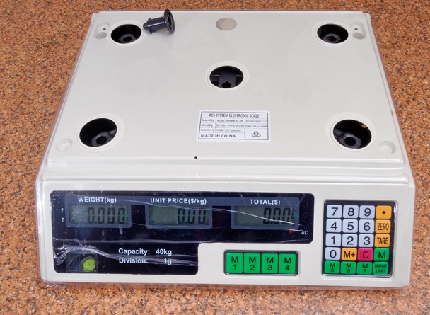 https://lemis.nyc3.digitaloceanspaces.com/grog/Photos/20260717/small/Kitchen-scales-5.jpeg