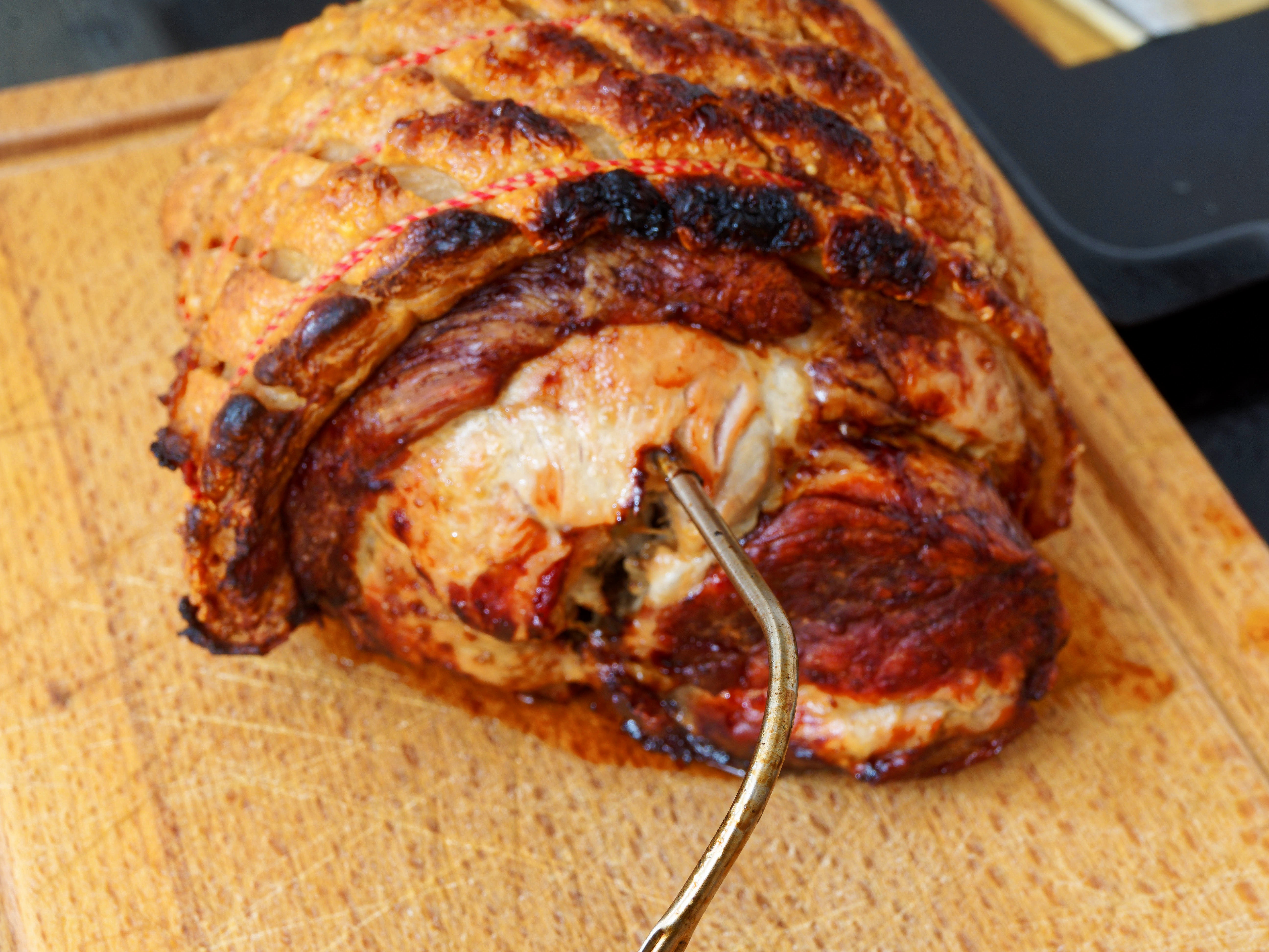 https://lemis.nyc3.digitaloceanspaces.com/grog/Photos/20260815/big/Roast-pork-16.jpeg